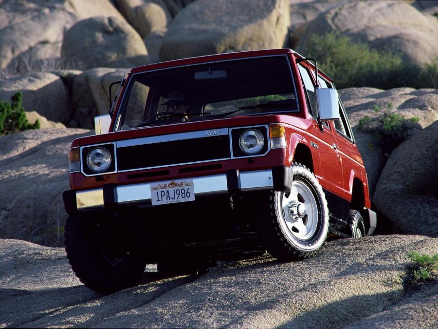  Mitsubishi Pajero Metal Top I 1982 года  (фото 4 из 16)